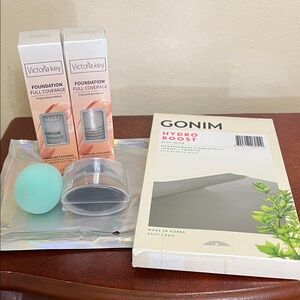 Victoria key foundation brush makeup sponge and Gonim facial masks beauty lot